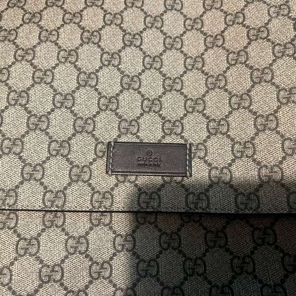 AUTHENTIC GUCCI BAG - Picture 8 of 16